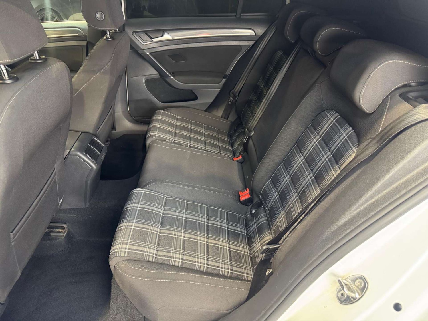 Used Volkswagen Golf 2017 for sale - 76483227: Photo 74