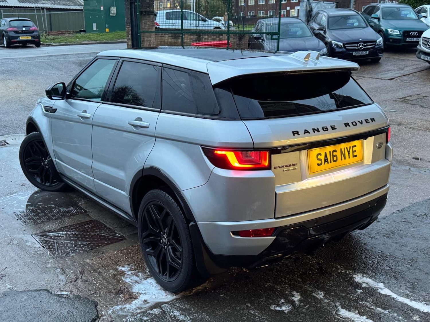 Used Land Rover Range Rover Evoque 2016 for sale - 76554463: Photo 11