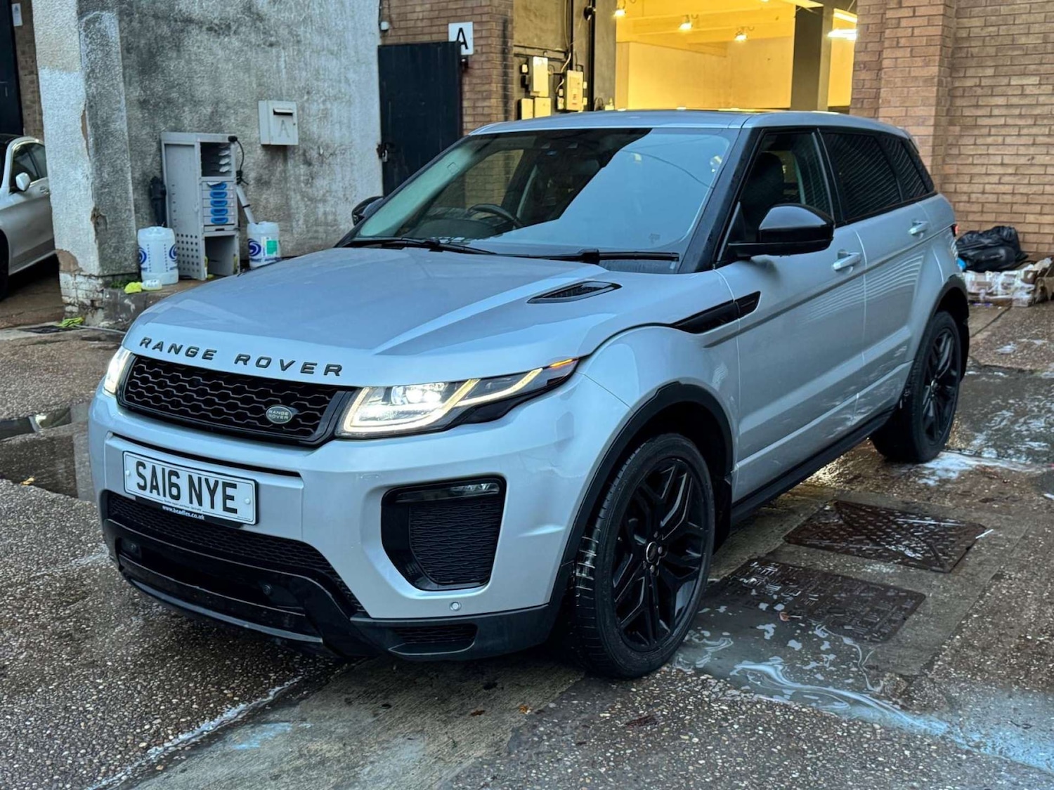 Used Land Rover Range Rover Evoque 2016 for sale - 76554463: Photo 2