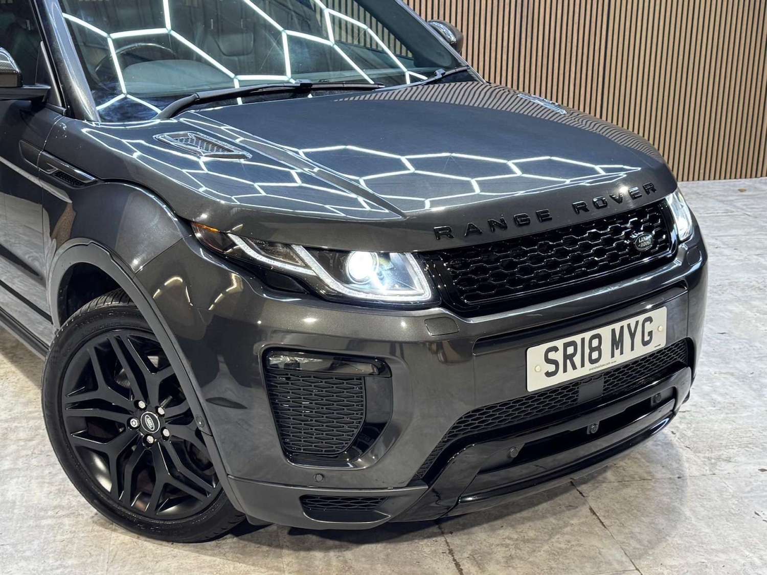 Used Land Rover Range Rover Evoque 2018 for sale - 78091298: Photo 11