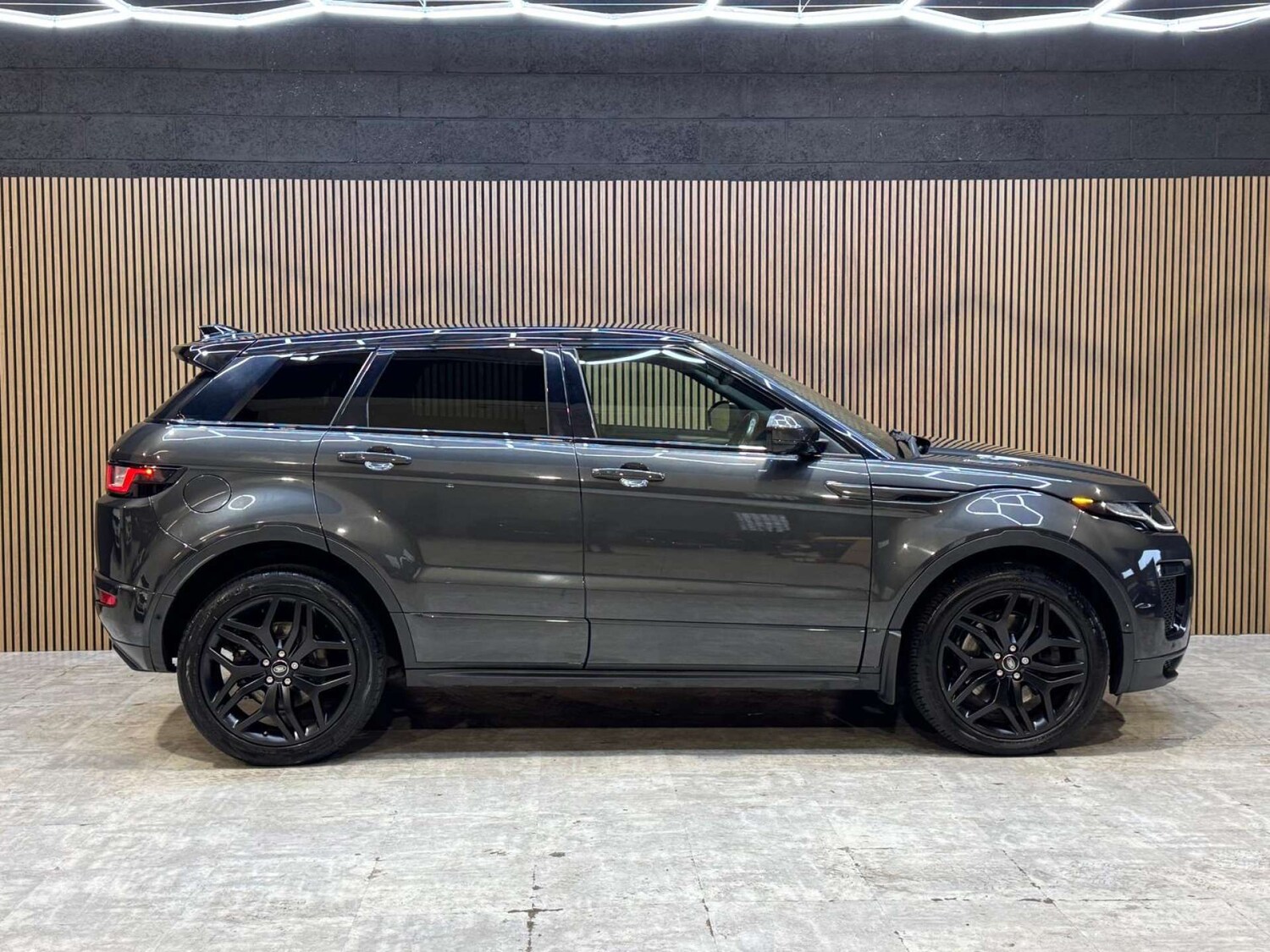 Used Land Rover Range Rover Evoque 2018 for sale - 78091298: Photo 18