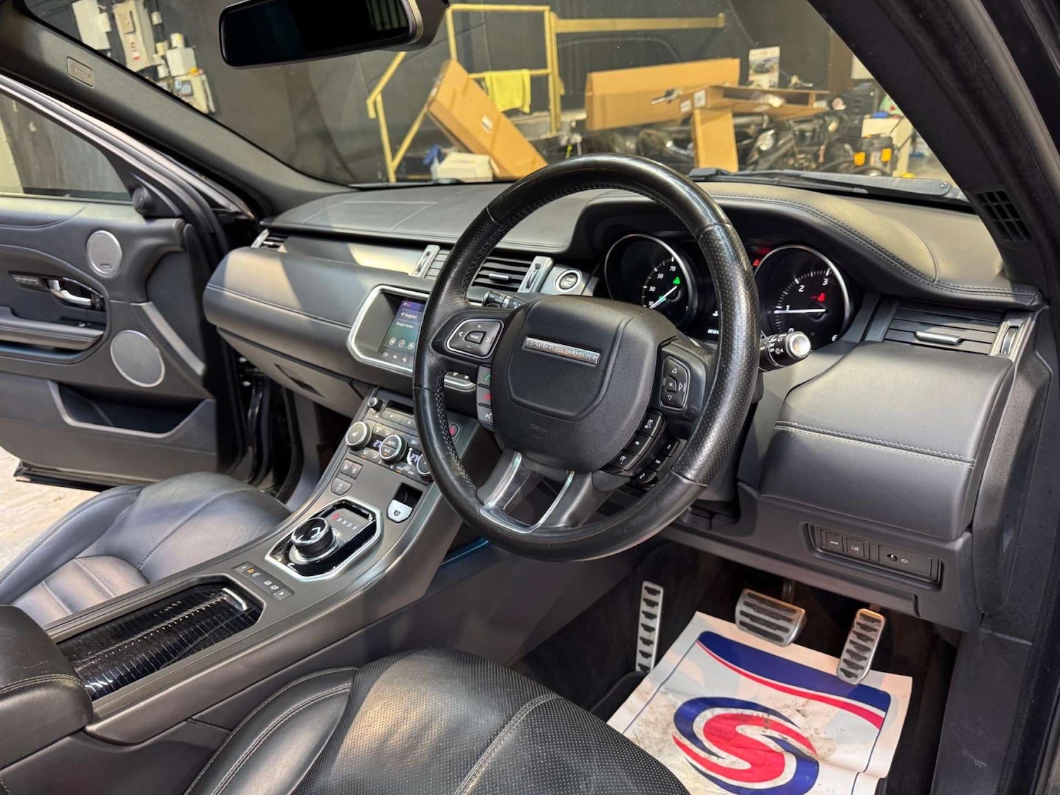 Used Land Rover Range Rover Evoque 2018 for sale - 78091298: Photo 3