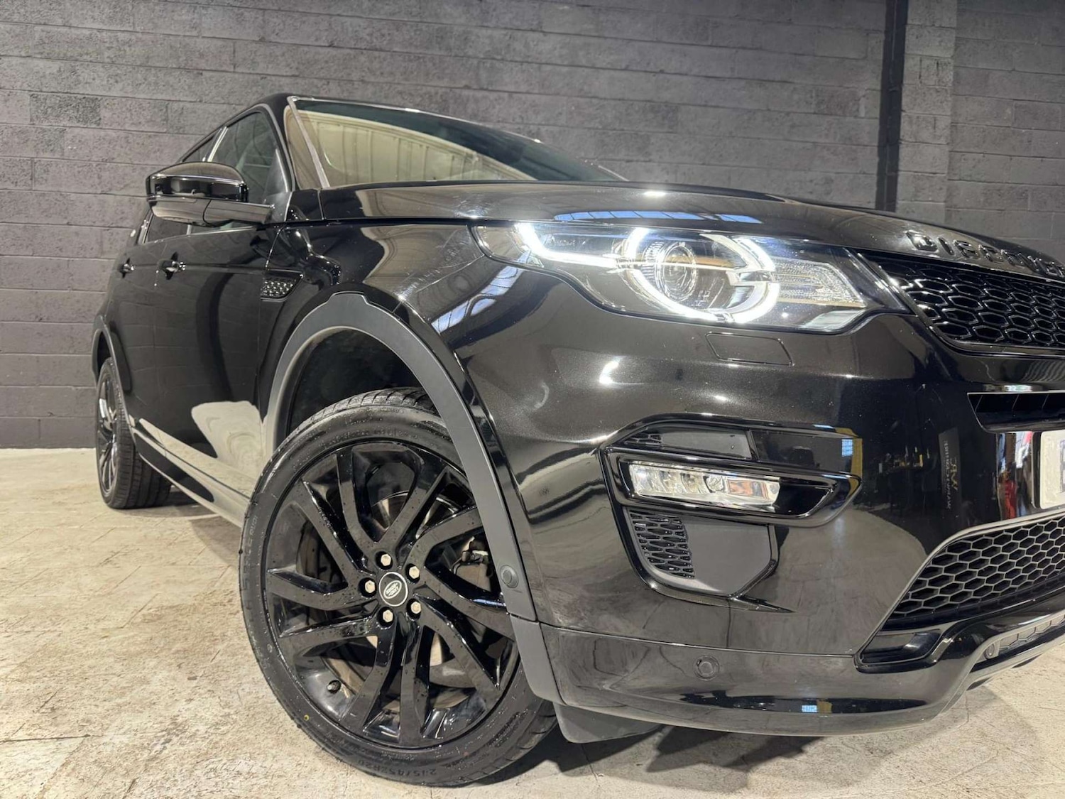 Used Land Rover Discovery Sport 2019 for sale - 76065836: Photo 22