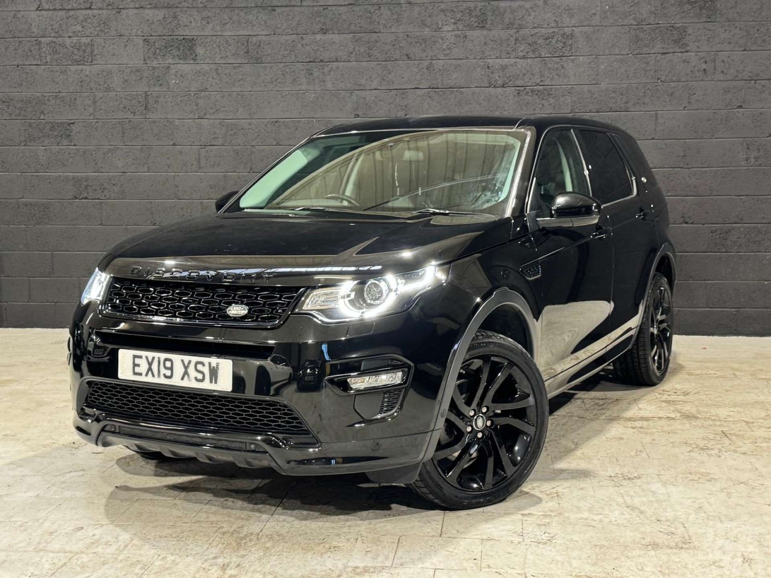 Used Land Rover Discovery Sport 2019 for sale - 76065836: Photo 25