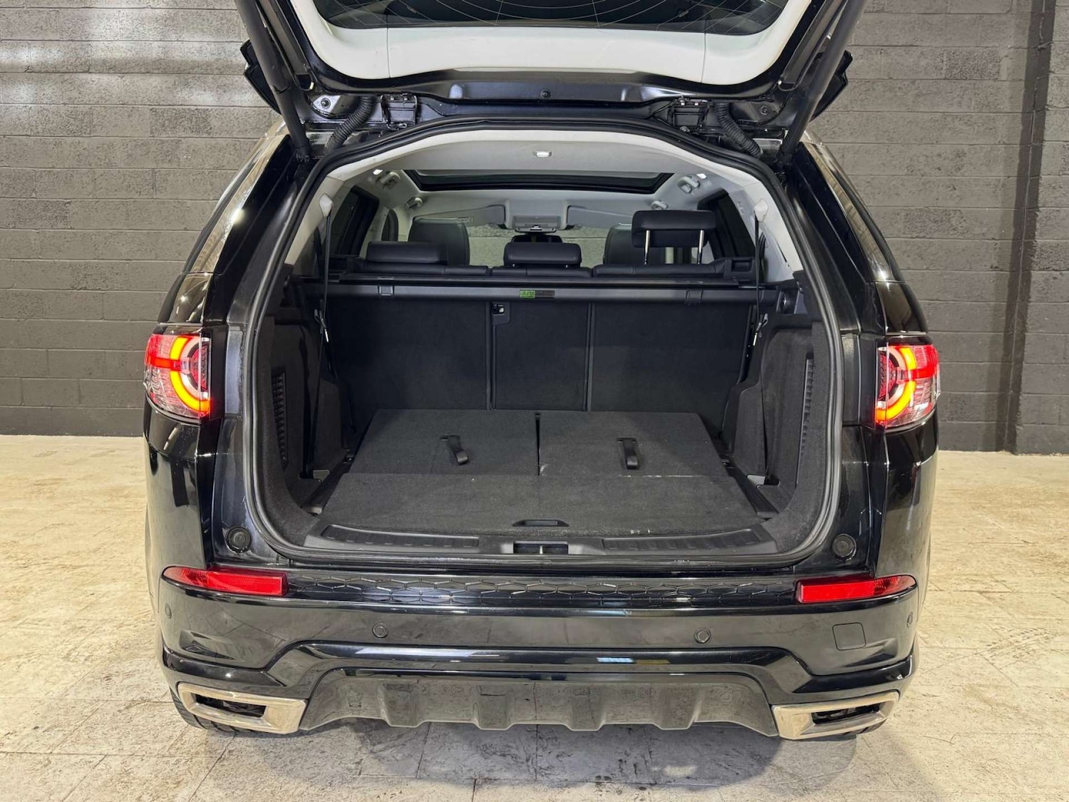 Used Land Rover Discovery Sport 2019 for sale - 76065836: Photo 41