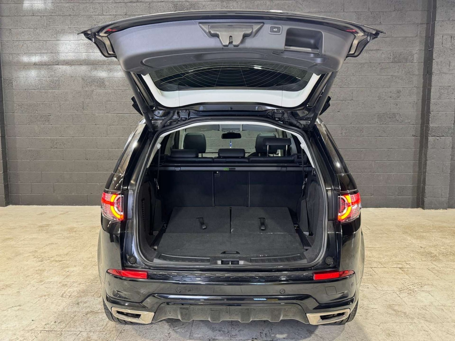 Used Land Rover Discovery Sport 2019 for sale - 76065836: Photo 42