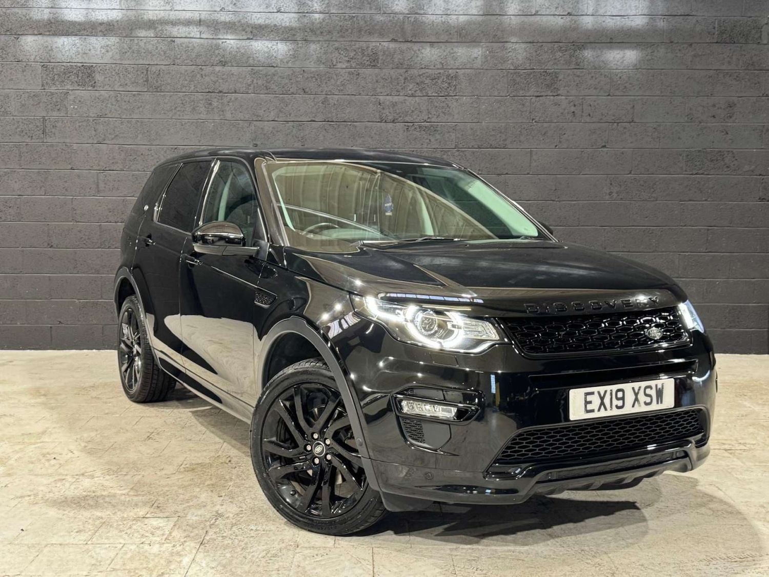 Used Land Rover Discovery Sport 2019 for sale - 76065836: Photo 5