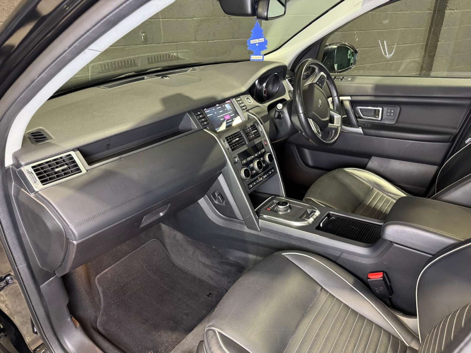 Used Land Rover Discovery Sport 2019 for sale - 76065836: Photo 53
