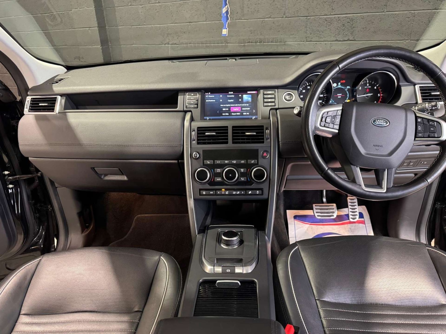 Used Land Rover Discovery Sport 2019 for sale - 76065836: Photo 58