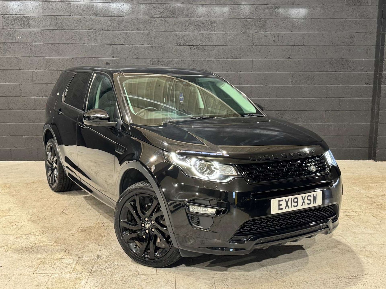 Used Land Rover Discovery Sport 2019 for sale - 76065836: Photo 8