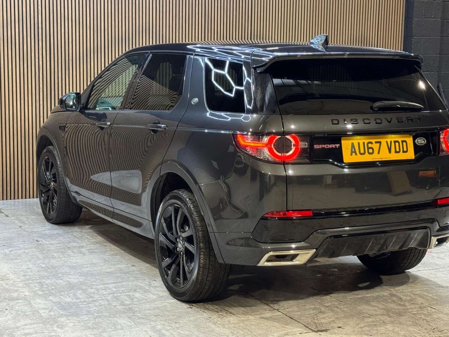 Used Land Rover Discovery Sport 2017 for sale - 77833271: Photo 12