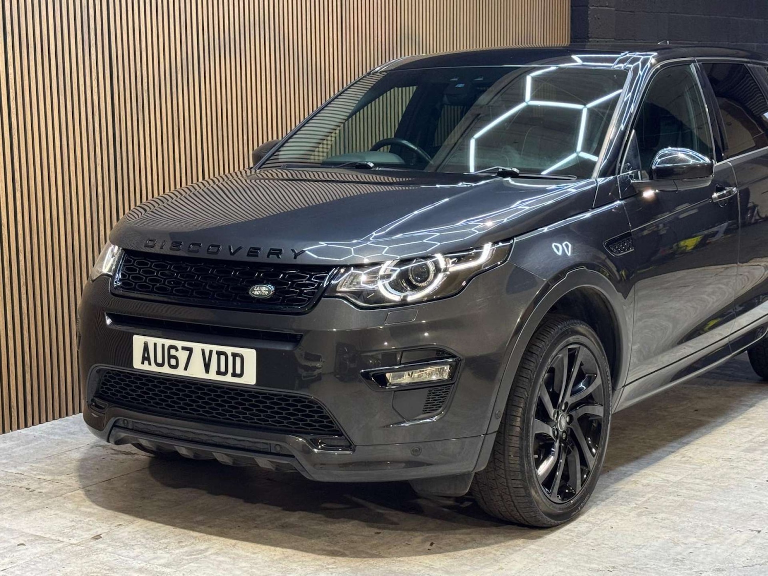 Used Land Rover Discovery Sport 2017 for sale - 77833271: Photo 14