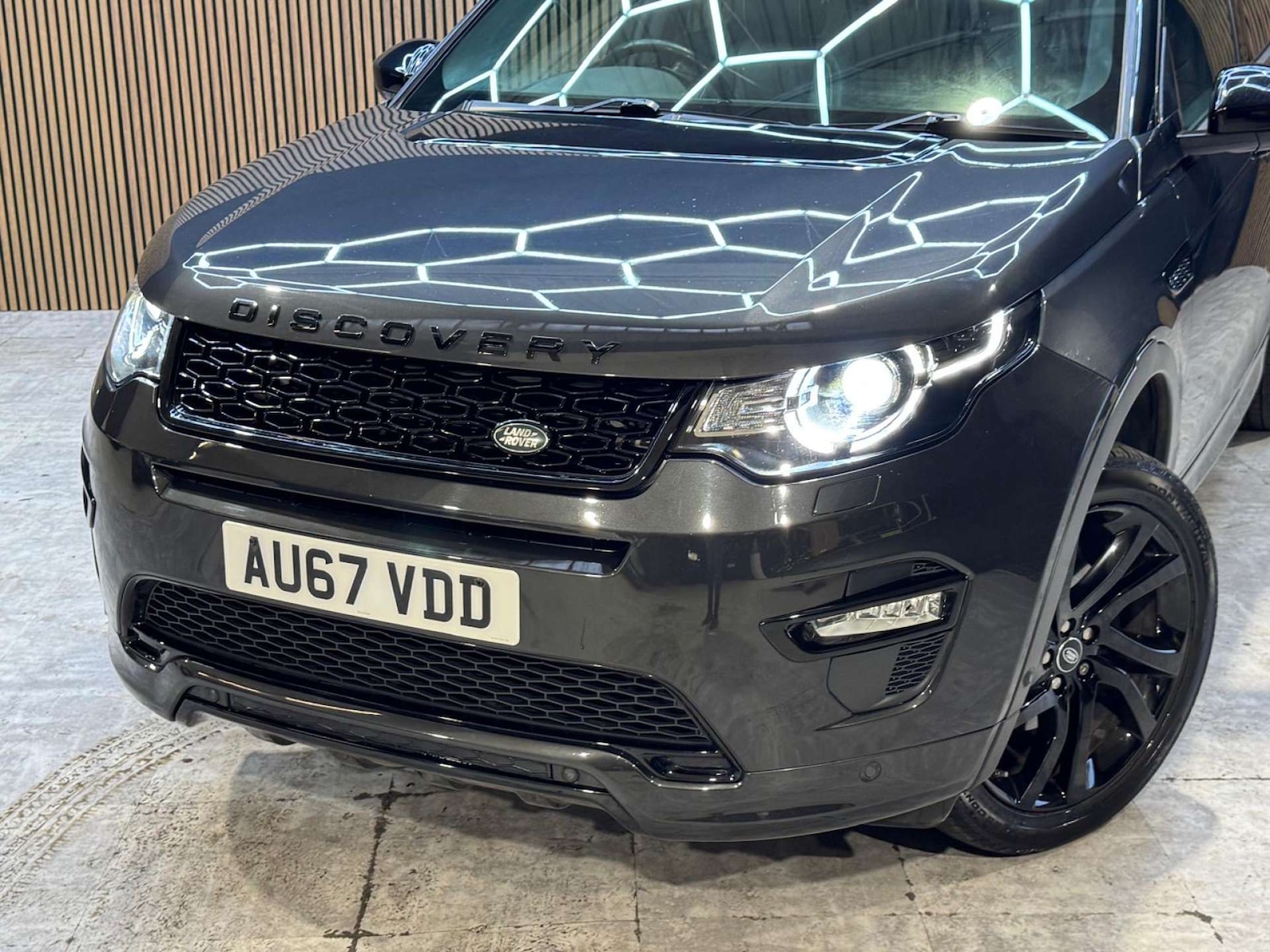 Used Land Rover Discovery Sport 2017 for sale - 77833271: Photo 34