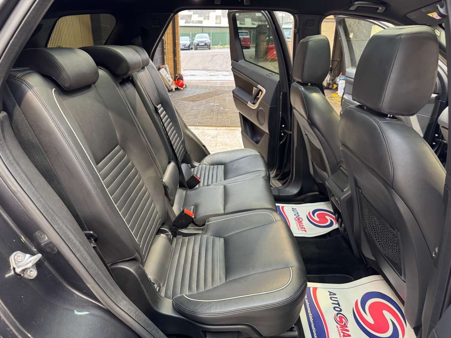 Used Land Rover Discovery Sport 2017 for sale - 77833271: Photo 64