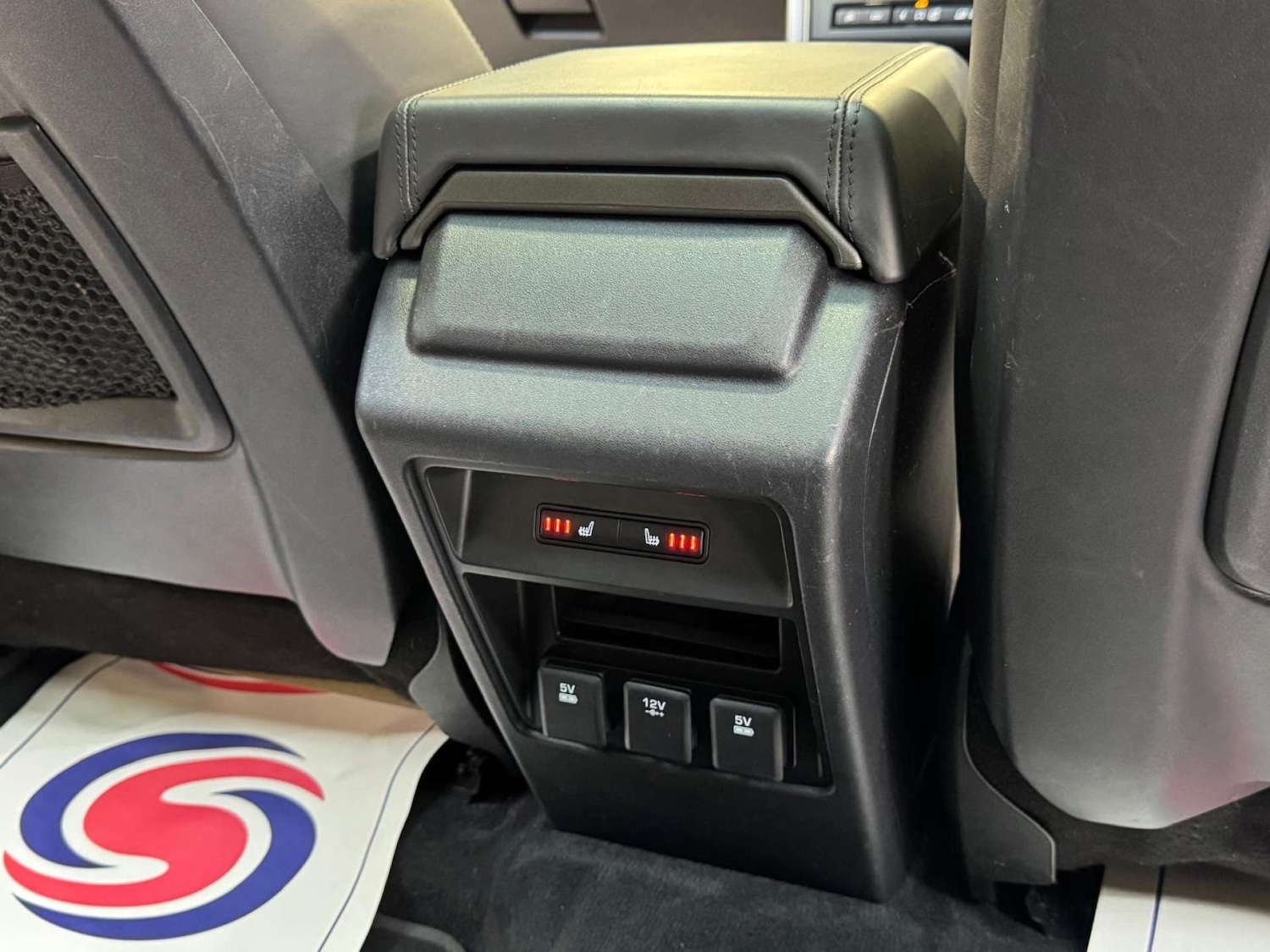 Used Land Rover Discovery Sport 2017 for sale - 77833271: Photo 66