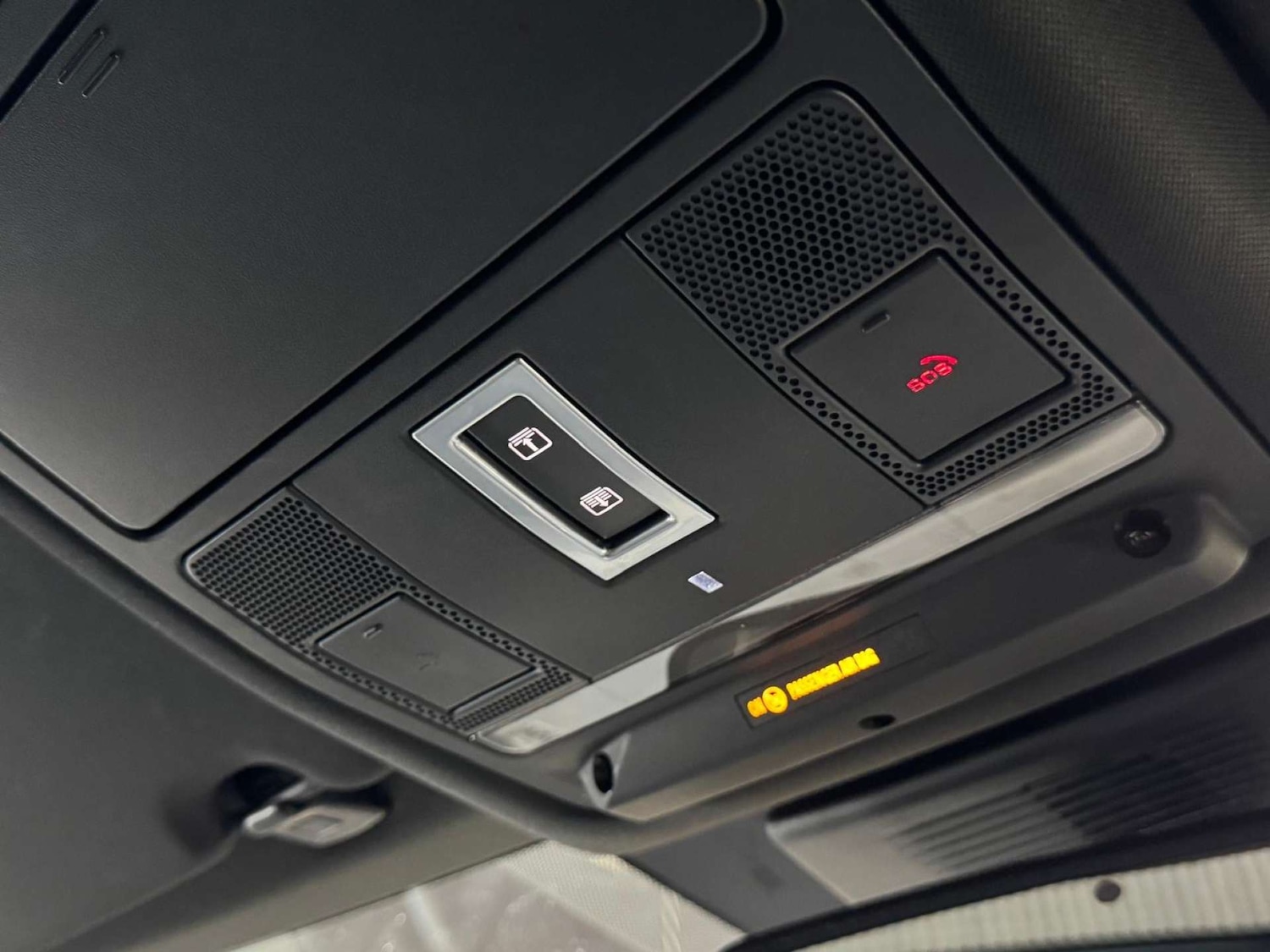 Used Land Rover Discovery Sport 2017 for sale - 77833271: Photo 82