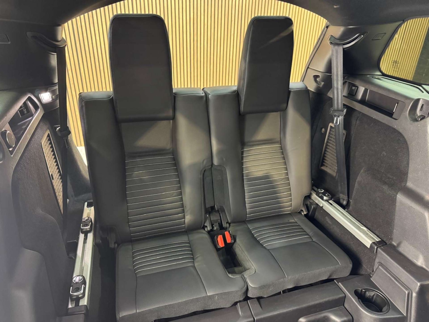 Used Land Rover Discovery Sport 2017 for sale - 77833271: Photo 86