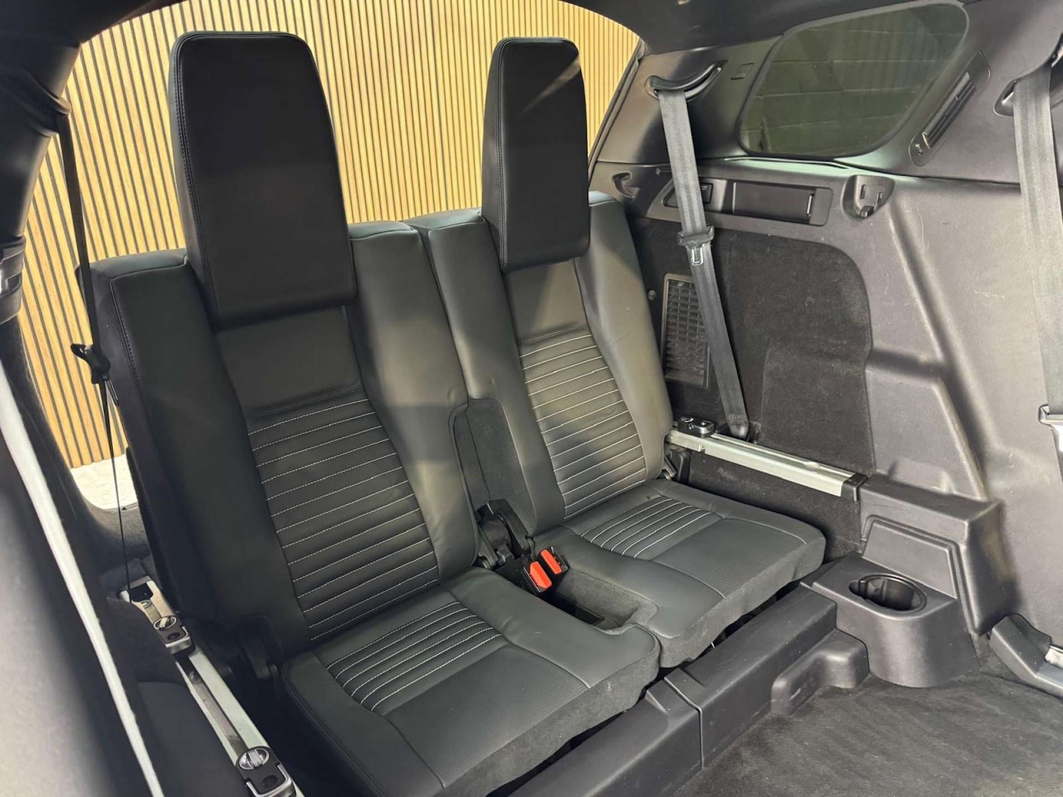 Used Land Rover Discovery Sport 2017 for sale - 77833271: Photo 9