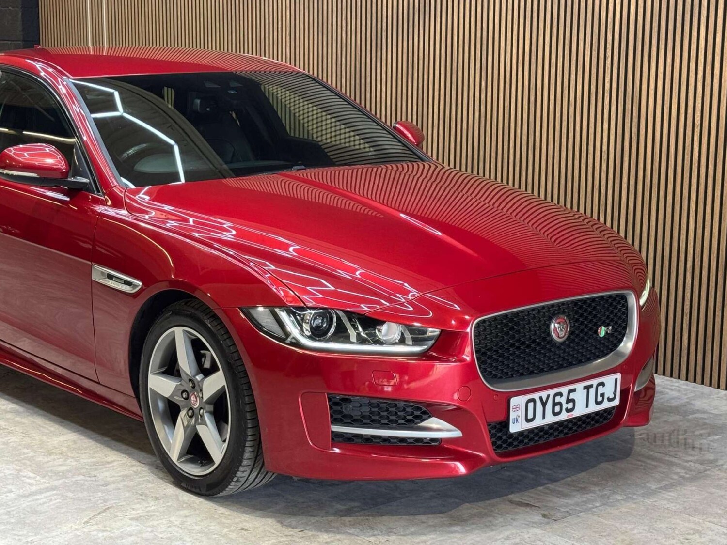 Used Jaguar XE 2015 for sale - 78172532: Photo 13