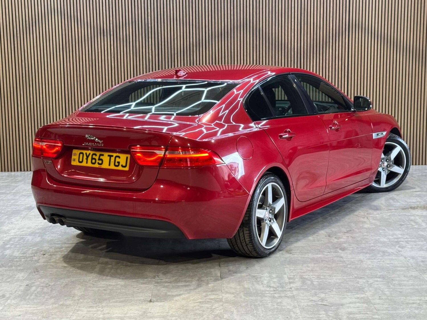 Used Jaguar XE 2015 for sale - 78172532: Photo 16