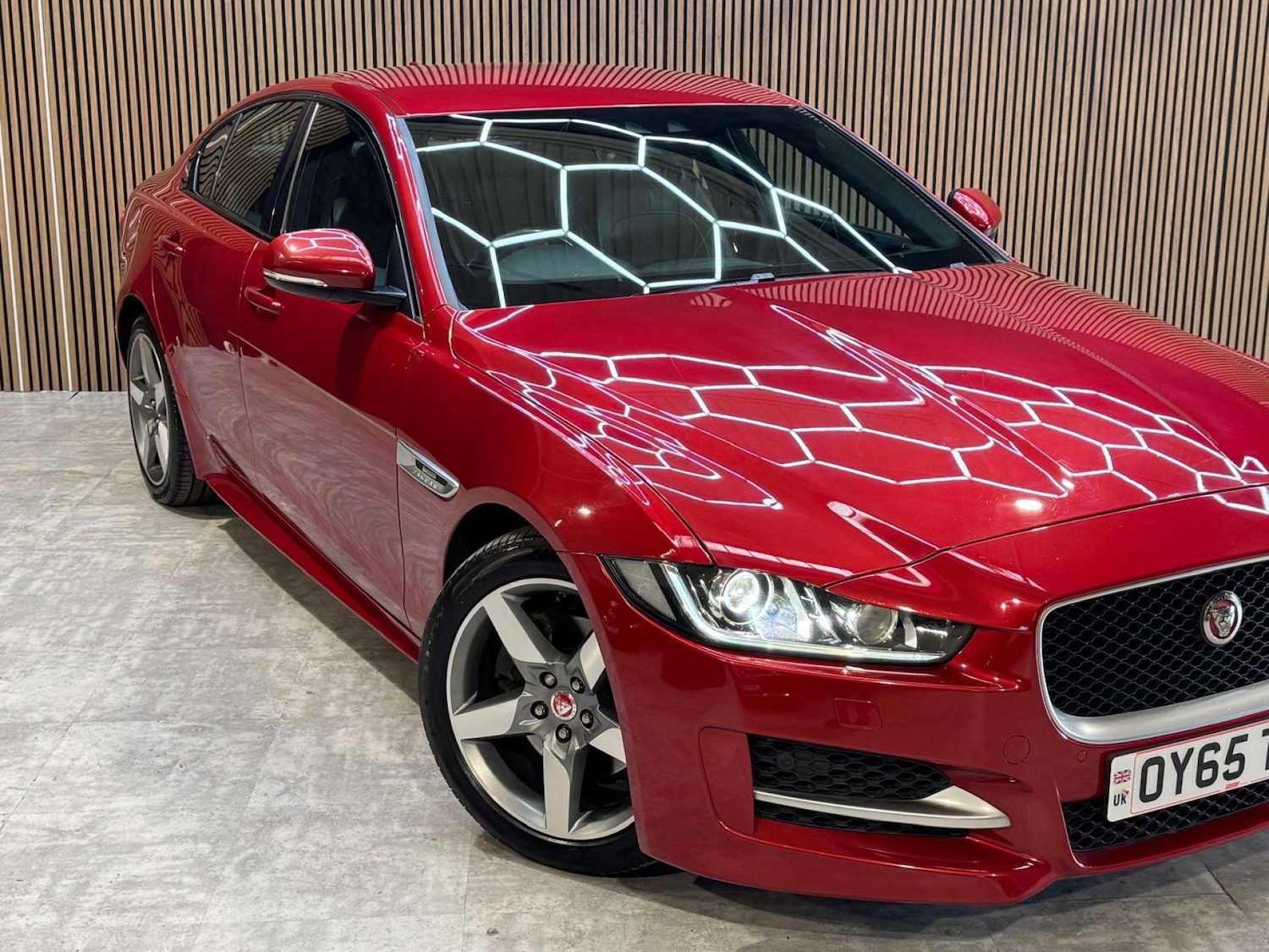 Used Jaguar XE 2015 for sale - 78172532: Photo 22