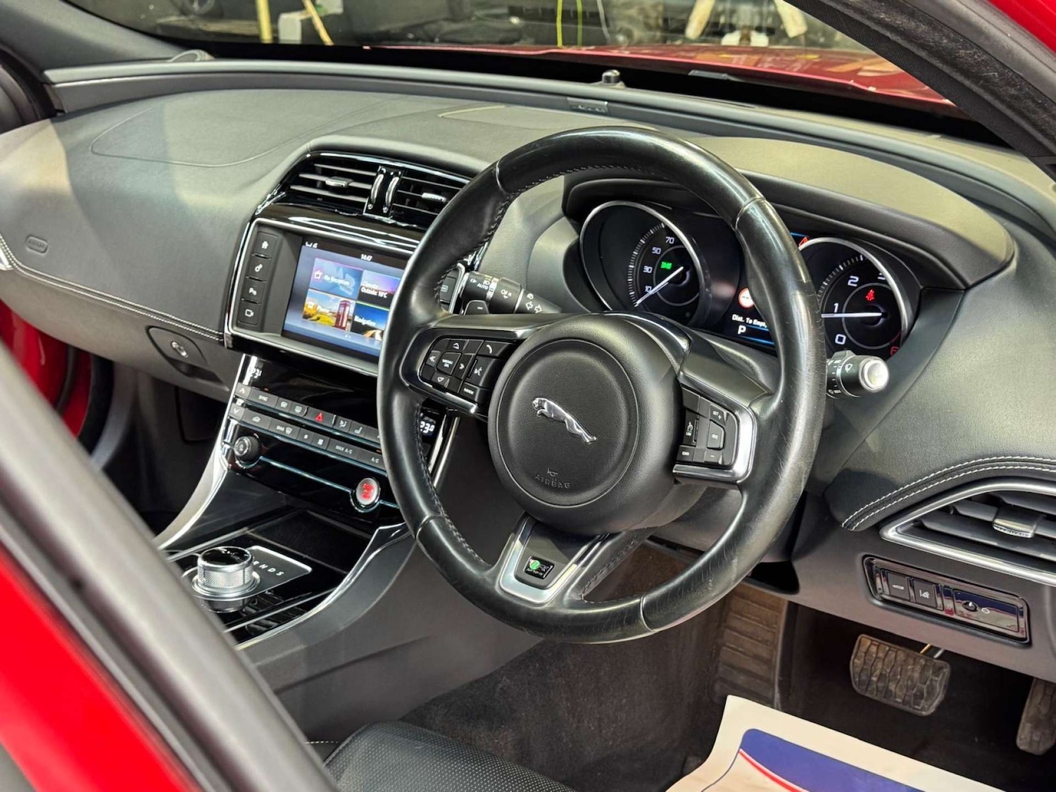 Used Jaguar XE 2015 for sale - 78172532: Photo 46