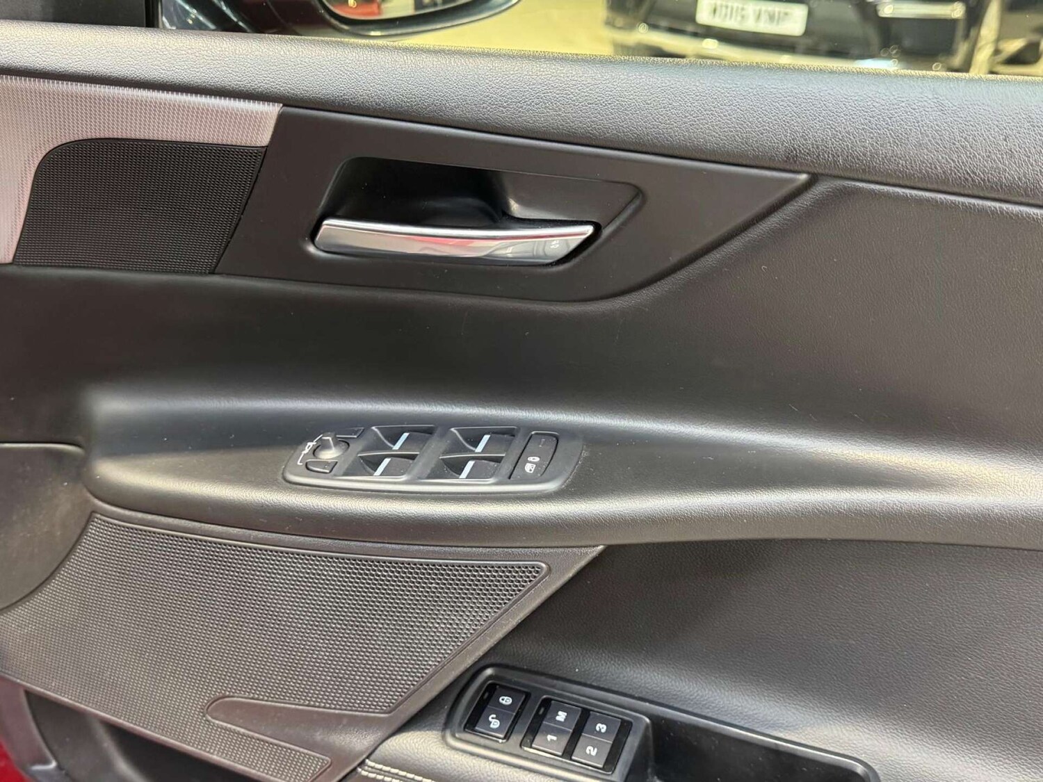 Used Jaguar XE 2015 for sale - 78172532: Photo 59