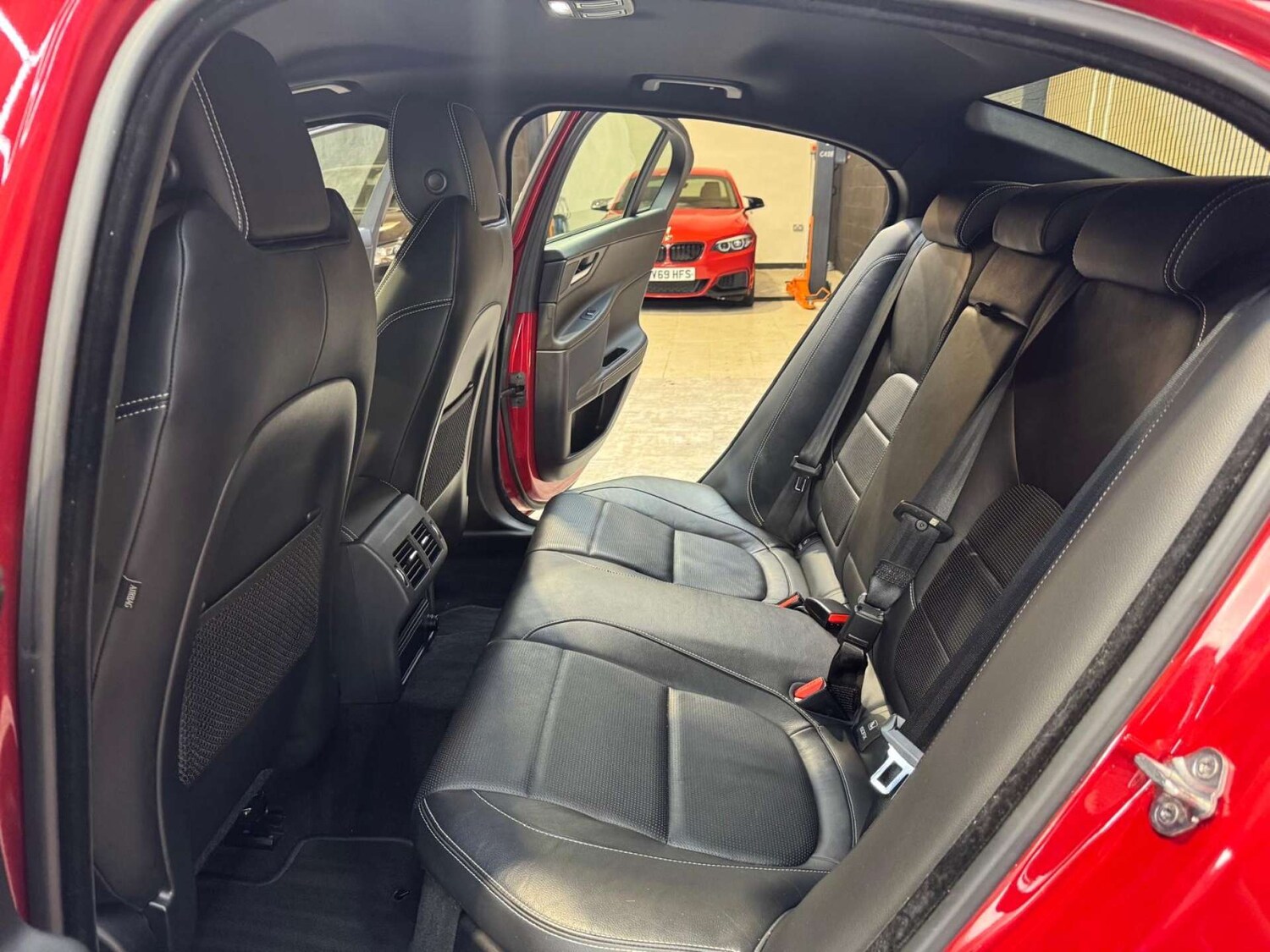 Used Jaguar XE 2015 for sale - 78172532: Photo 67