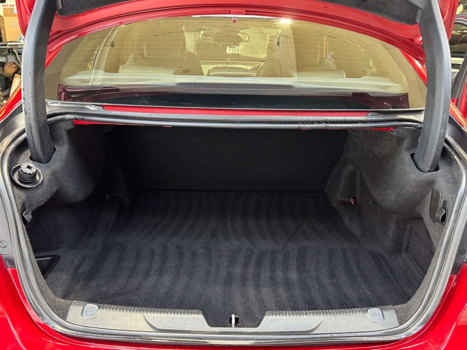 Used Jaguar XE 2015 for sale - 78172532: Photo 77