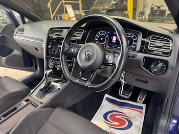 Used Volkswagen Golf 2018 for sale - 79684827: Photo