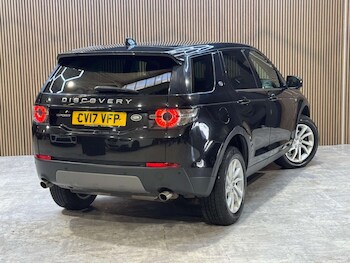 Used Land Rover Discovery Sport 2017 for sale - 78272497: Photo
