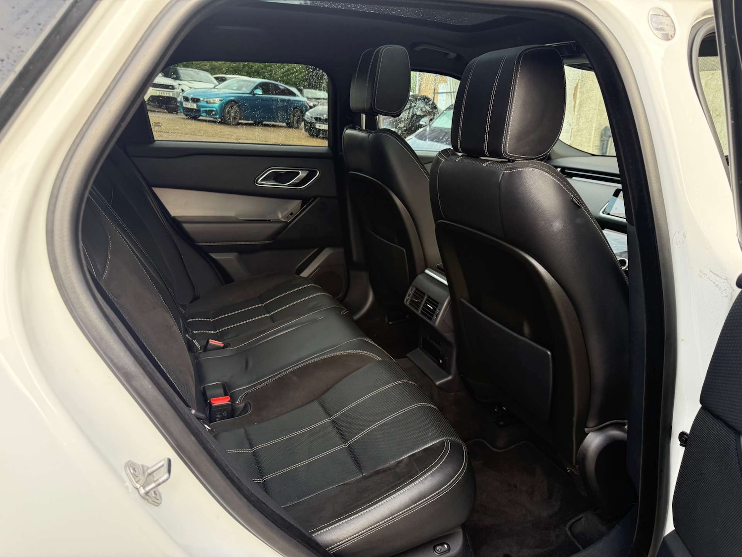 Used Land Rover Range Rover Velar 2018 for sale - 76681879: Photo 11