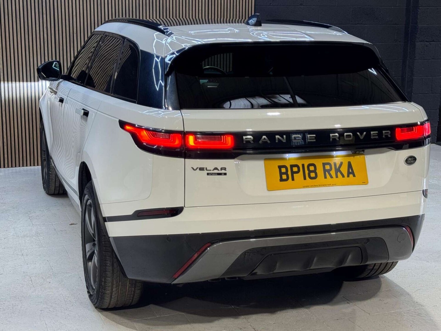 Used Land Rover Range Rover Velar 2018 for sale - 76681879: Photo 21