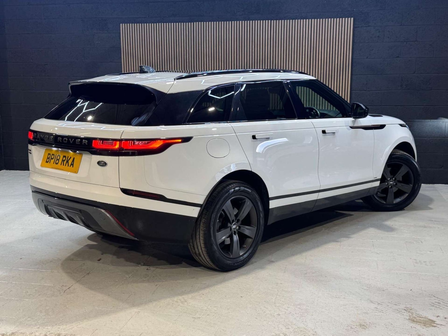 Used Land Rover Range Rover Velar 2018 for sale - 76681879: Photo 23