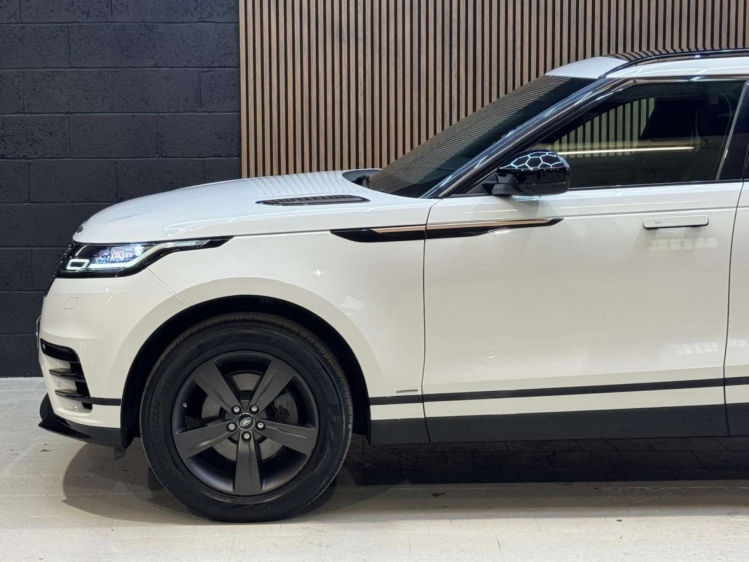 Used Land Rover Range Rover Velar 2018 for sale - 76681879: Photo 31