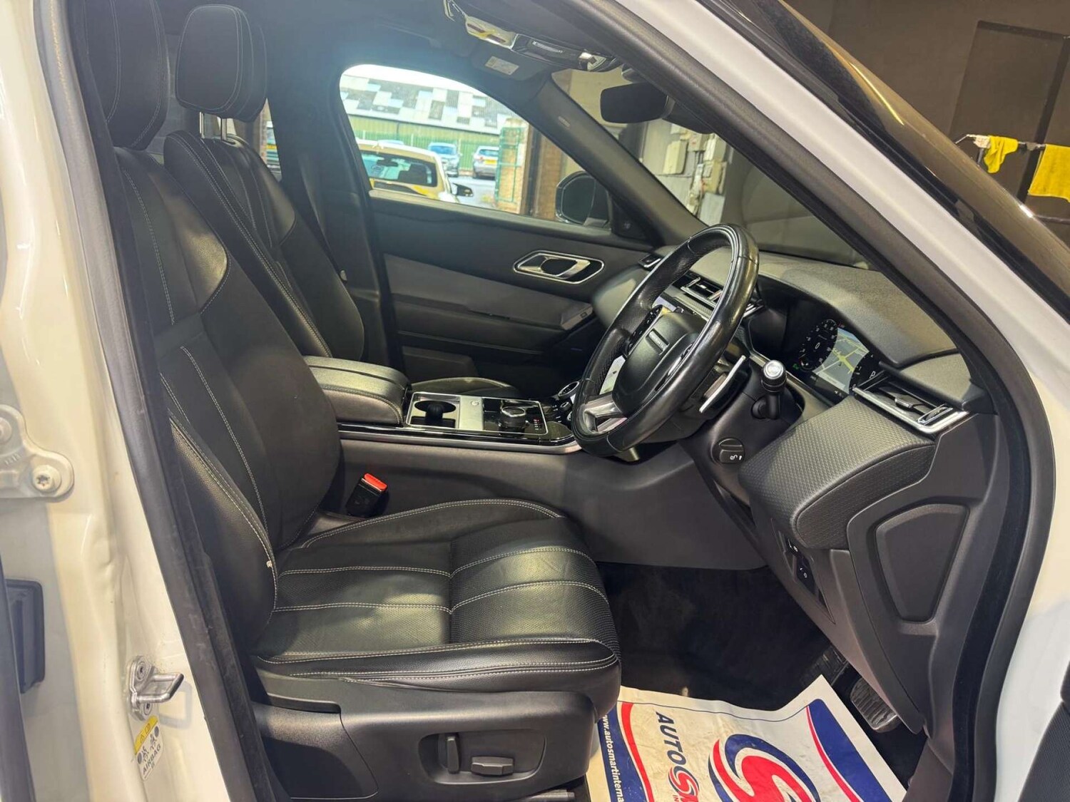 Used Land Rover Range Rover Velar 2018 for sale - 76681879: Photo 37