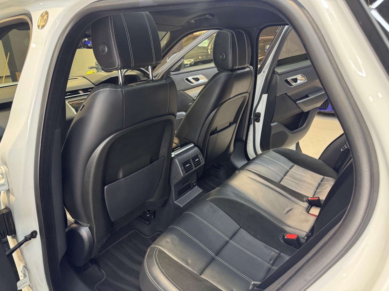 Used Land Rover Range Rover Velar 2018 for sale - 76681879: Photo 71