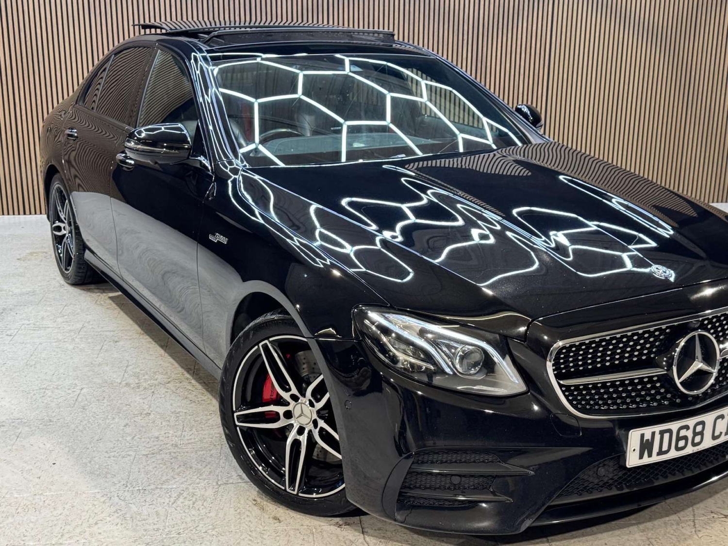 Used Mercedes-Benz E Class 2018 for sale - 77022607: Photo 16