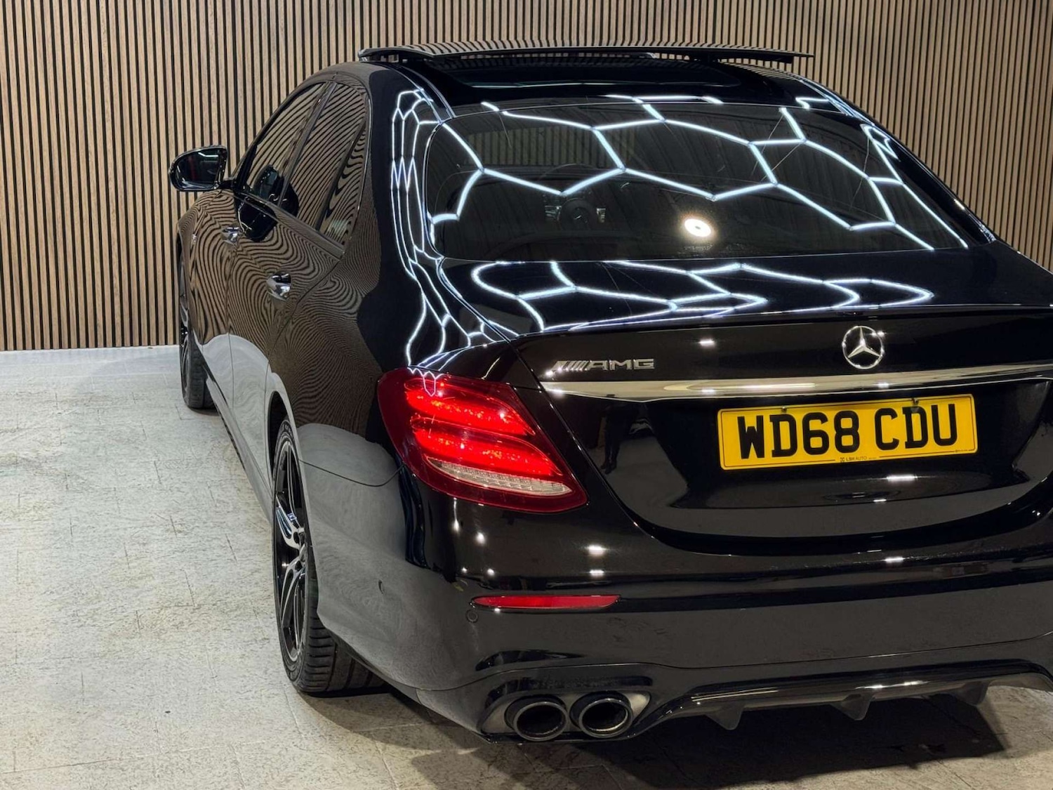 Used Mercedes-Benz E Class 2018 for sale - 77022607: Photo 20