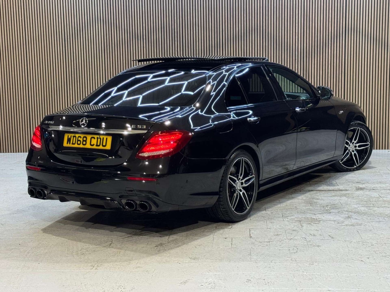 Used Mercedes-Benz E Class 2018 for sale - 77022607: Photo 21