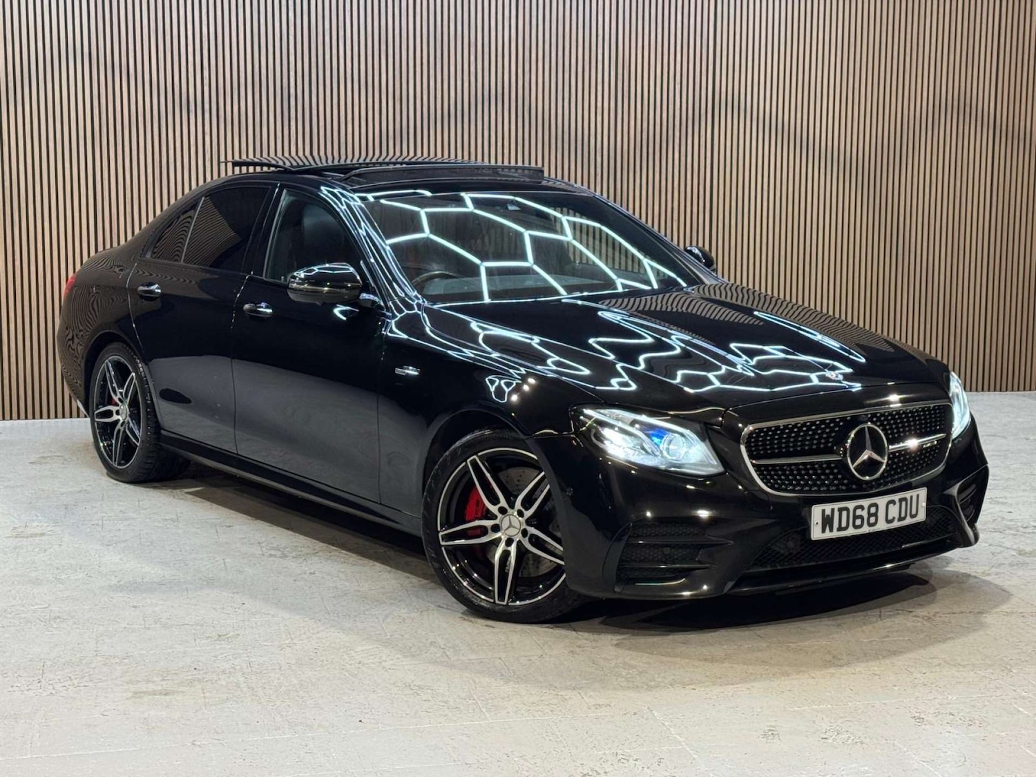 Used Mercedes-Benz E Class 2018 for sale - 77022607: Photo 7