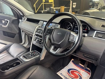 Used Land Rover Discovery Sport 2018 for sale - 78894627: Photo