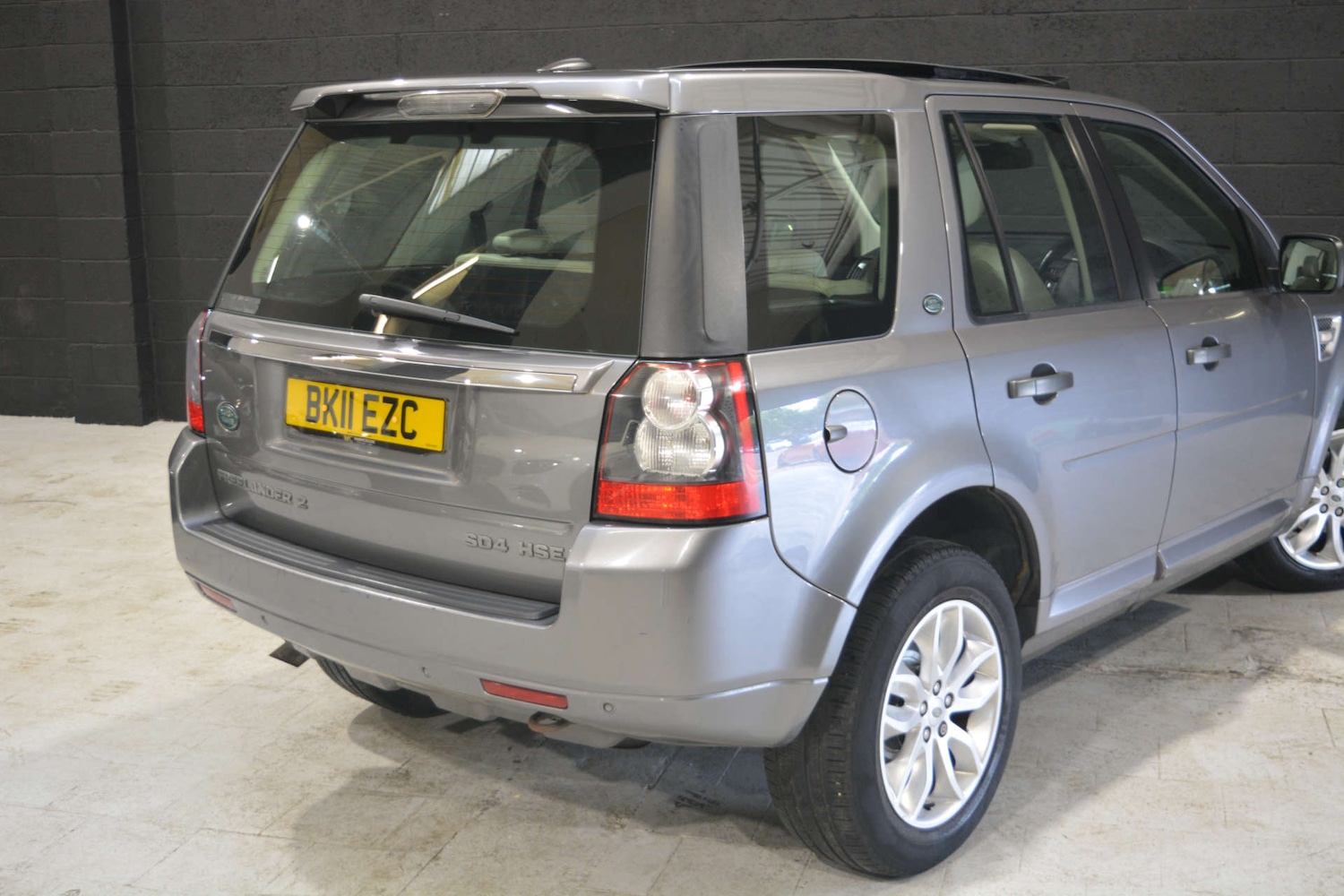 Vehicle 21