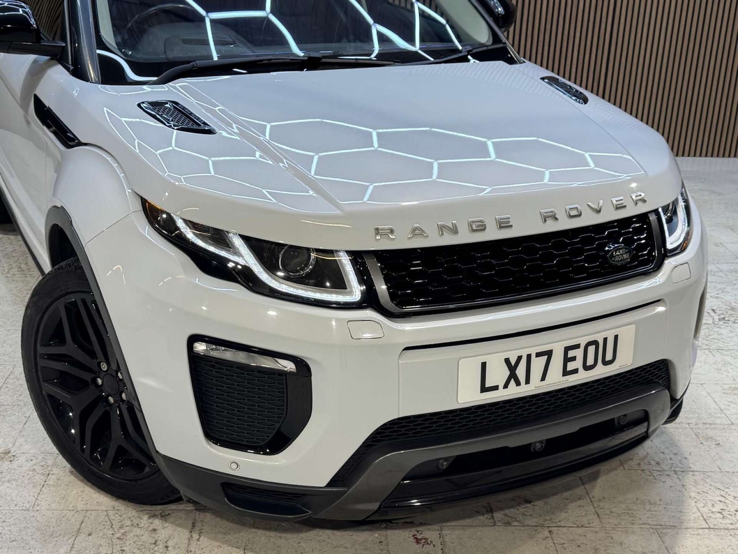 Used Land Rover Range Rover Evoque 2017 for sale - 77101107: Photo 10