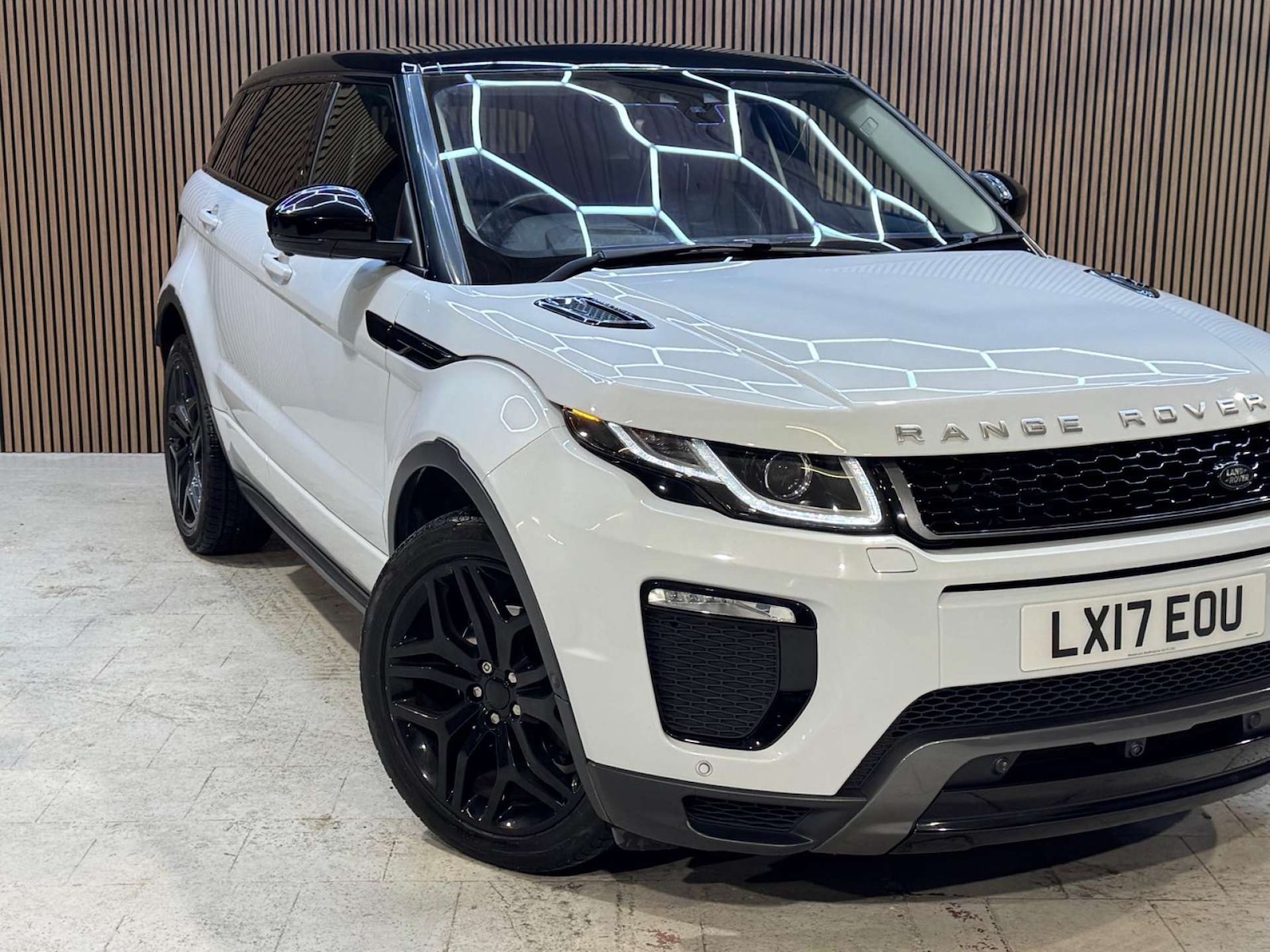 Used Land Rover Range Rover Evoque 2017 for sale - 77101107: Photo 13