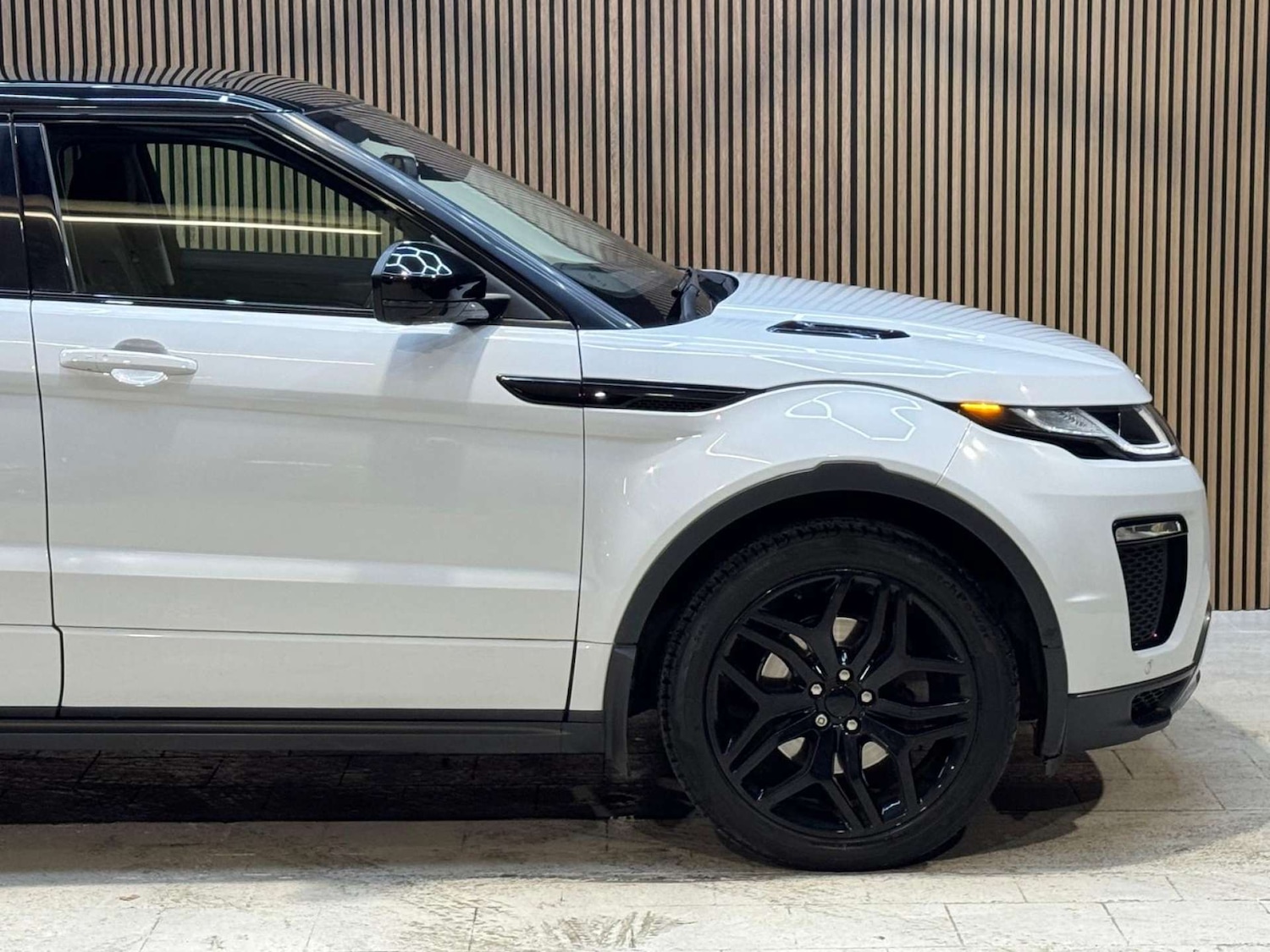 Used Land Rover Range Rover Evoque 2017 for sale - 77101107: Photo 15