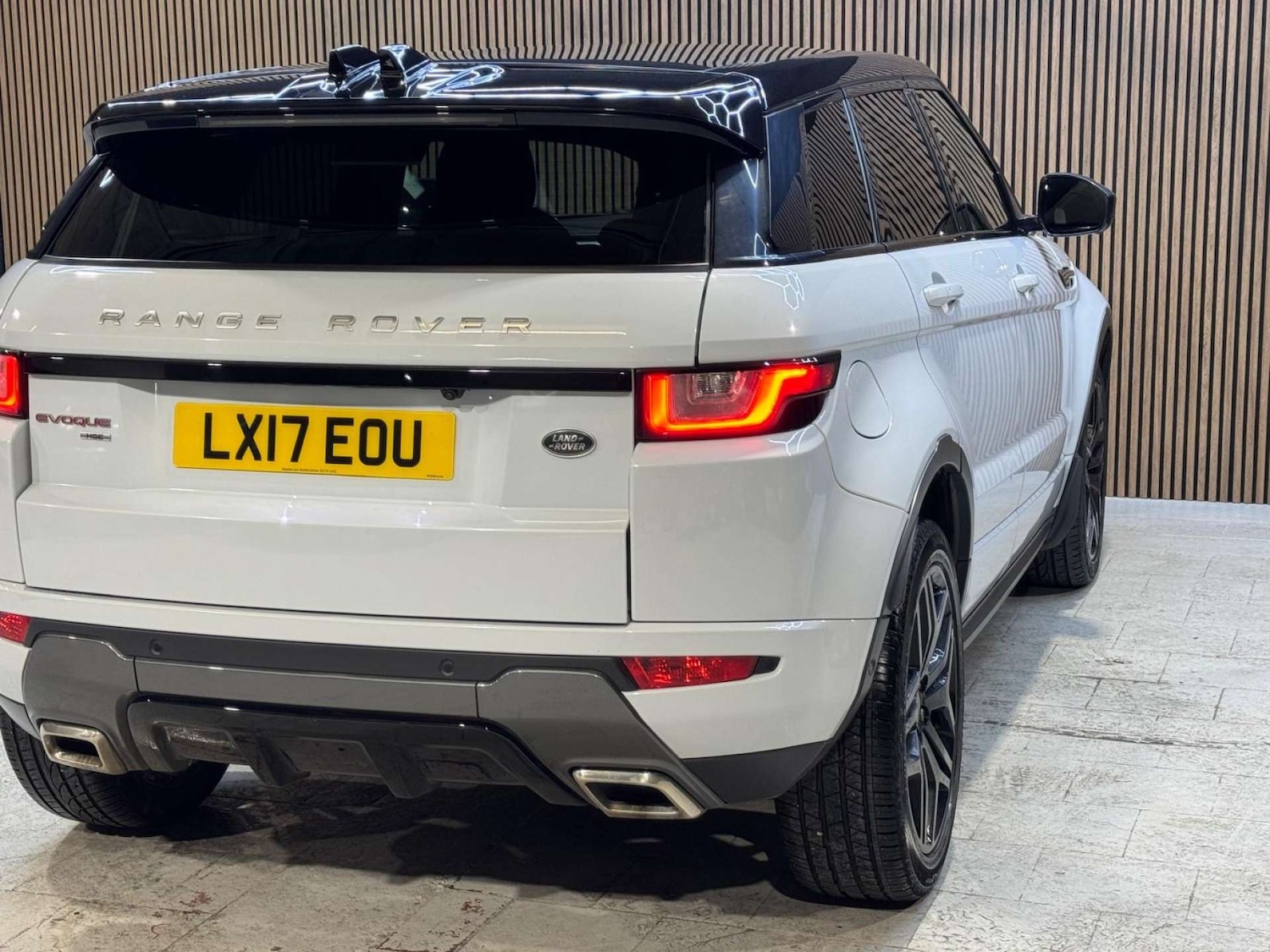 Used Land Rover Range Rover Evoque 2017 for sale - 77101107: Photo 24