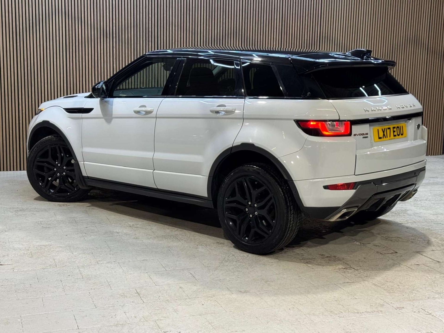 Used Land Rover Range Rover Evoque 2017 for sale - 77101107: Photo 26