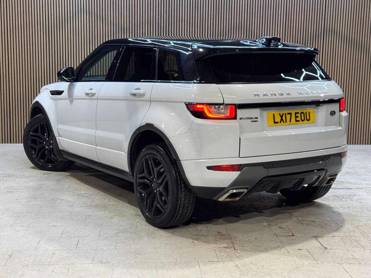 Used Land Rover Range Rover Evoque 2017 for sale - 77101107: Photo 27