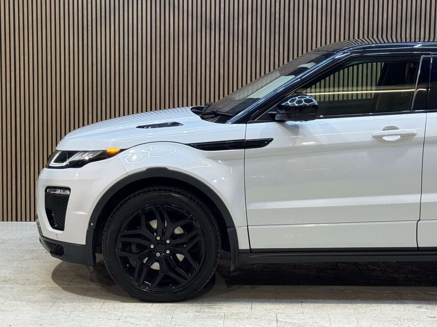 Used Land Rover Range Rover Evoque 2017 for sale - 77101107: Photo 29